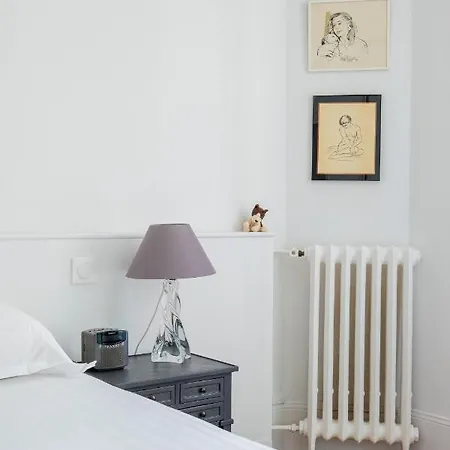 Veeve - Illuminating Light Appartement Parijs